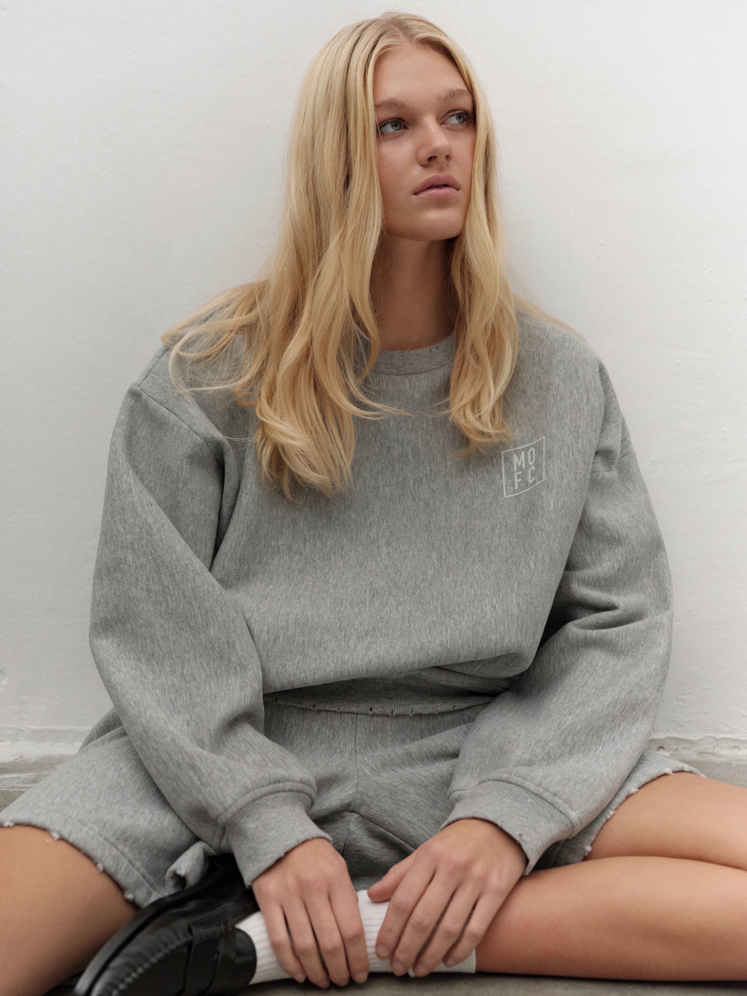 Unisex Destroyed Logo-print Crewneck Sweatshirt