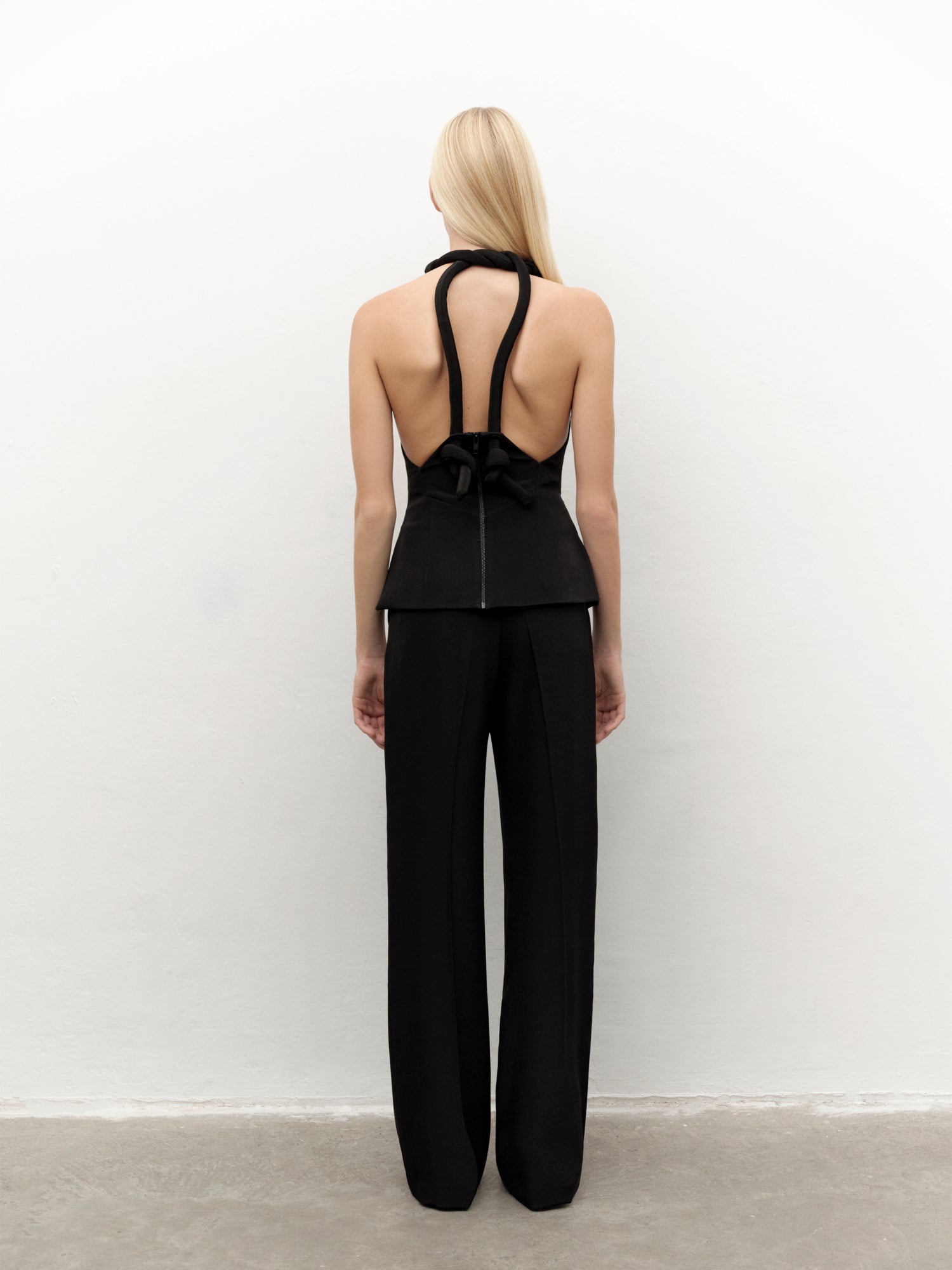 Knot-detail Top in Black