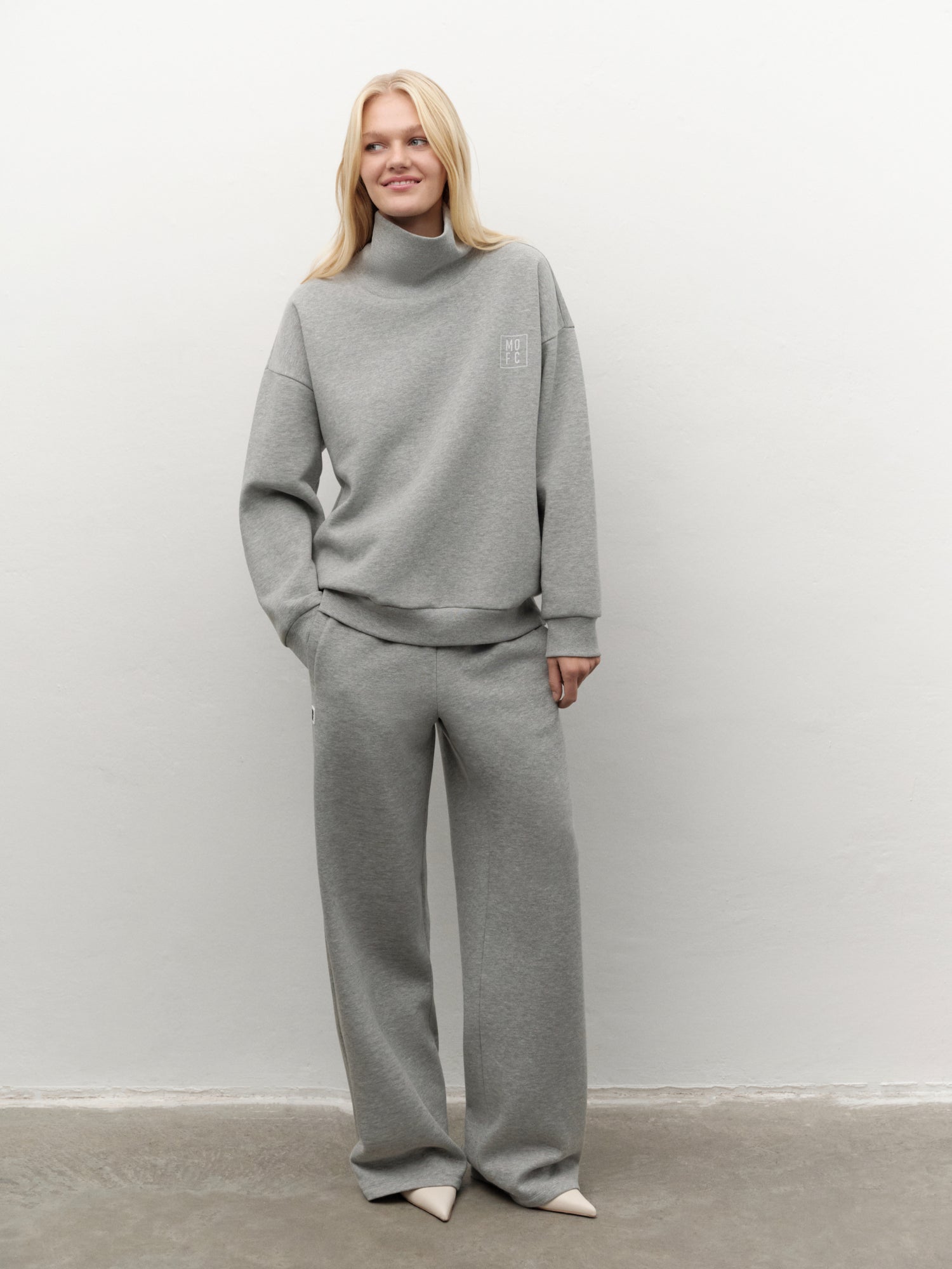 Unisex Relaxed-fit Logo-print Sweatpants