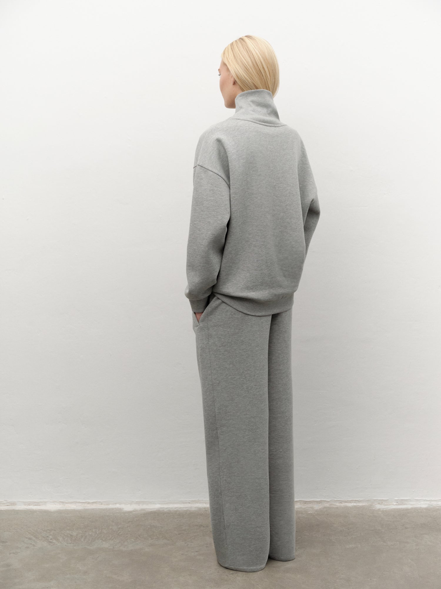 Unisex High-neck Sweatshirt