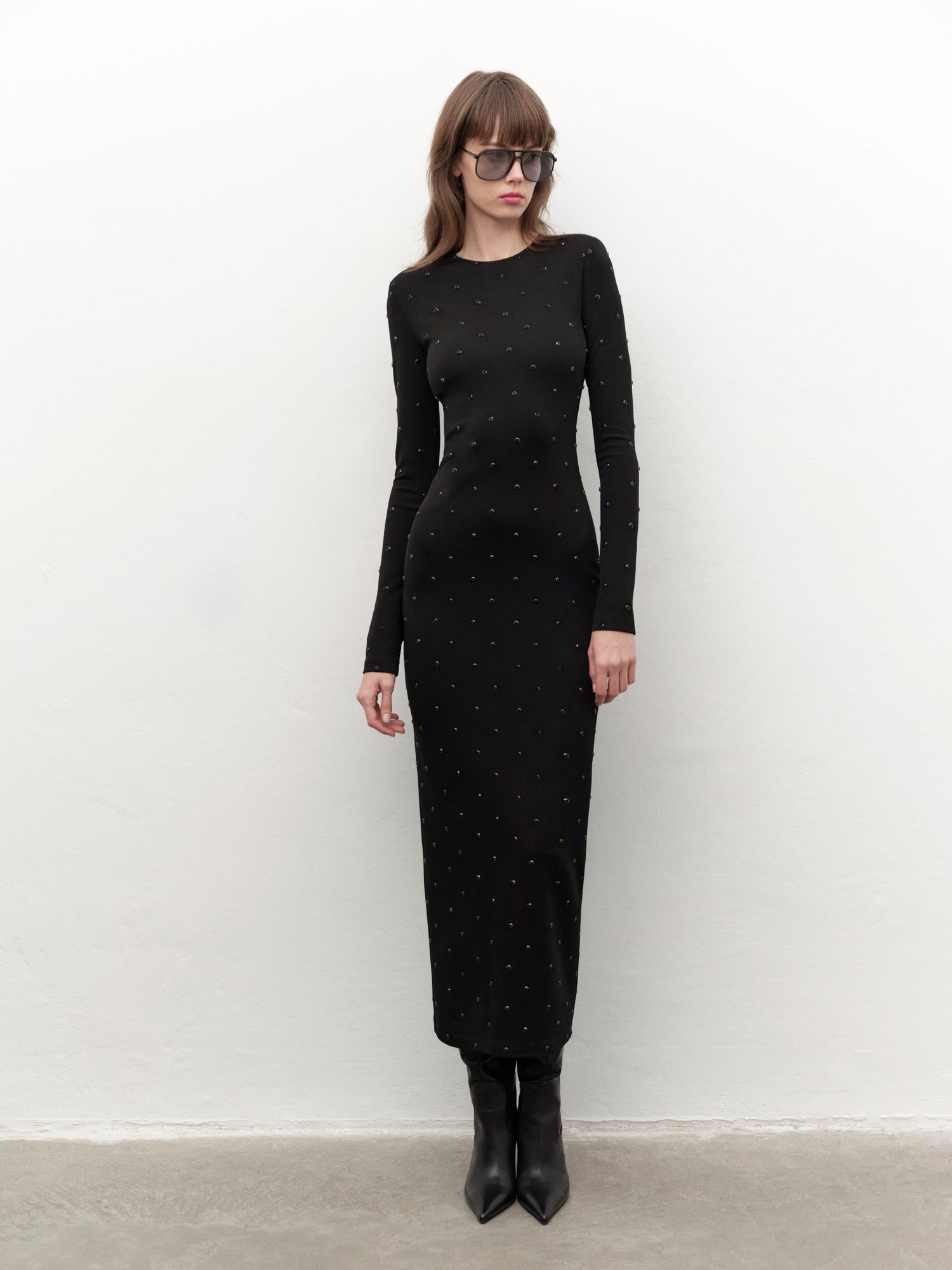 Ring-shaped Crystal Printed Maxi Dress in Black