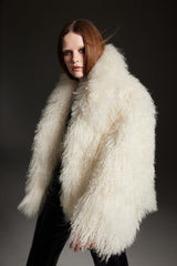 "Ava" Kırık Beyaz Keçi Kürklü Ceket